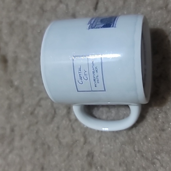 2oz Starbucks Mini Mug - Picture 2 of 3